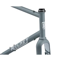 Cadre Ritchey Outback V2 en Acier avec Fourche en Carbone Gris Blanc