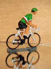 Figurine Cycliste CBG Mignot Maillot Italien en Danseuse