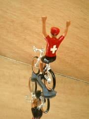 Figurine Cycliste CBG Mignot Maillot Suisse avec Bras Levés