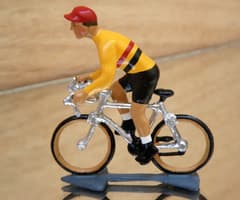 Figurine Cycliste CBG Mignot Maillot Champion de Belgium en Danseuse