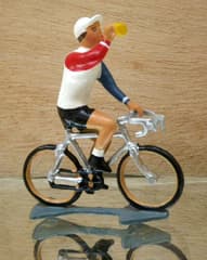 Figurine Cycliste CBG Mignot Champion de Holland Buvant au Bidon