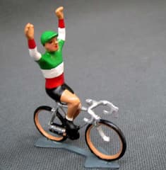 Figurine Cycliste CBG Mignot Maillot Champion d'Italie avec Bras Levés